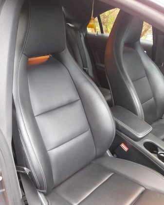 Mercedes-Benz CLA cena 89000 przebieg: 48000, rok produkcji 2016 z Kuźnia Raciborska małe 379